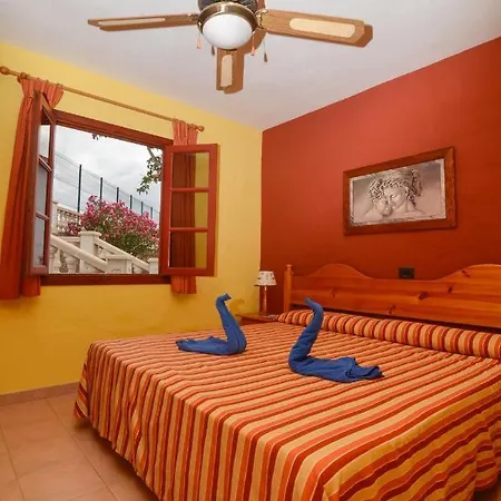 Castillo Semesterpark 2*