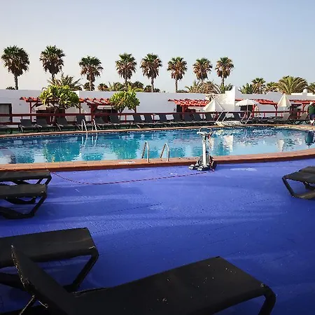 卡斯蒂约海滩洋房酒店 2* 科斯塔卡莱塔