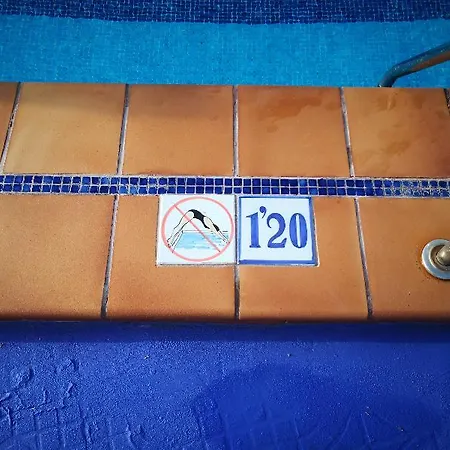 假日公园 卡斯蒂约海滩洋房酒店