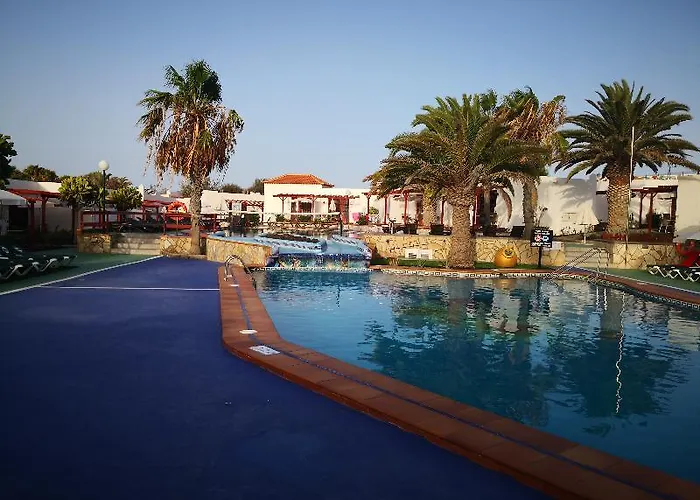 Castillo Holiday park 2*